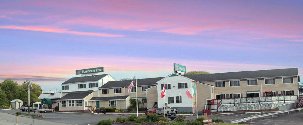 Eastern Inn Bourne Buitenkant foto